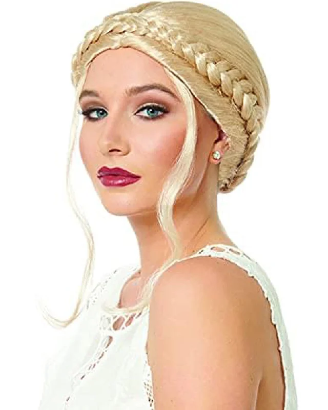 Wig for sleek flair-Milkmaid Short Blonde Wig